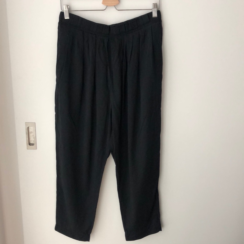 Lululemon pleated harem pants